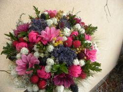 malinová s ostružinami ... kytka