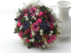 malinová s ostružinami ... kytka