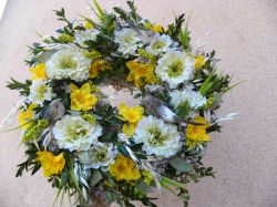 s vrabčáky ... jarní věneček