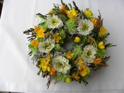 dožluta ... jarní věneček