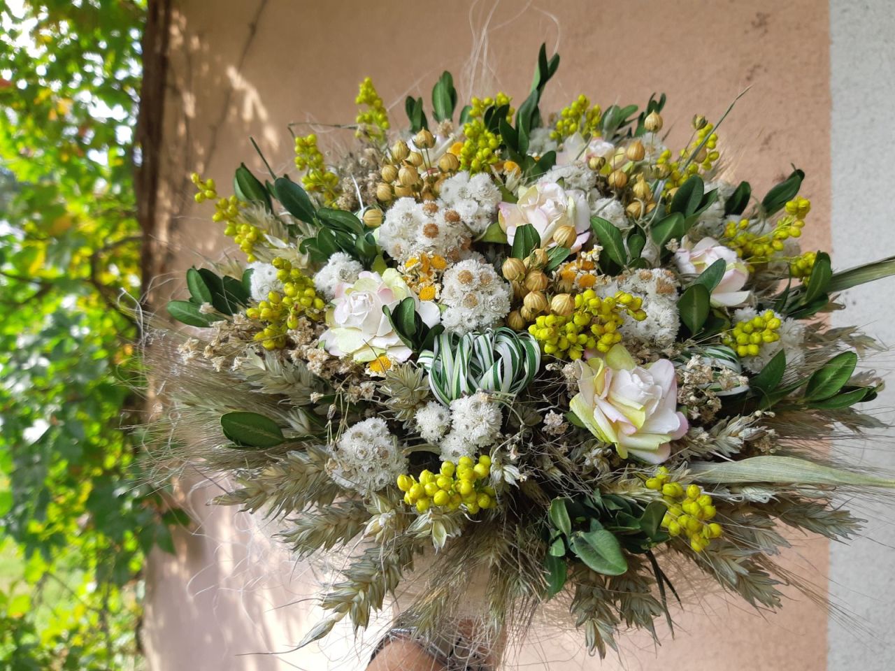 kytka romantik dozelenkava